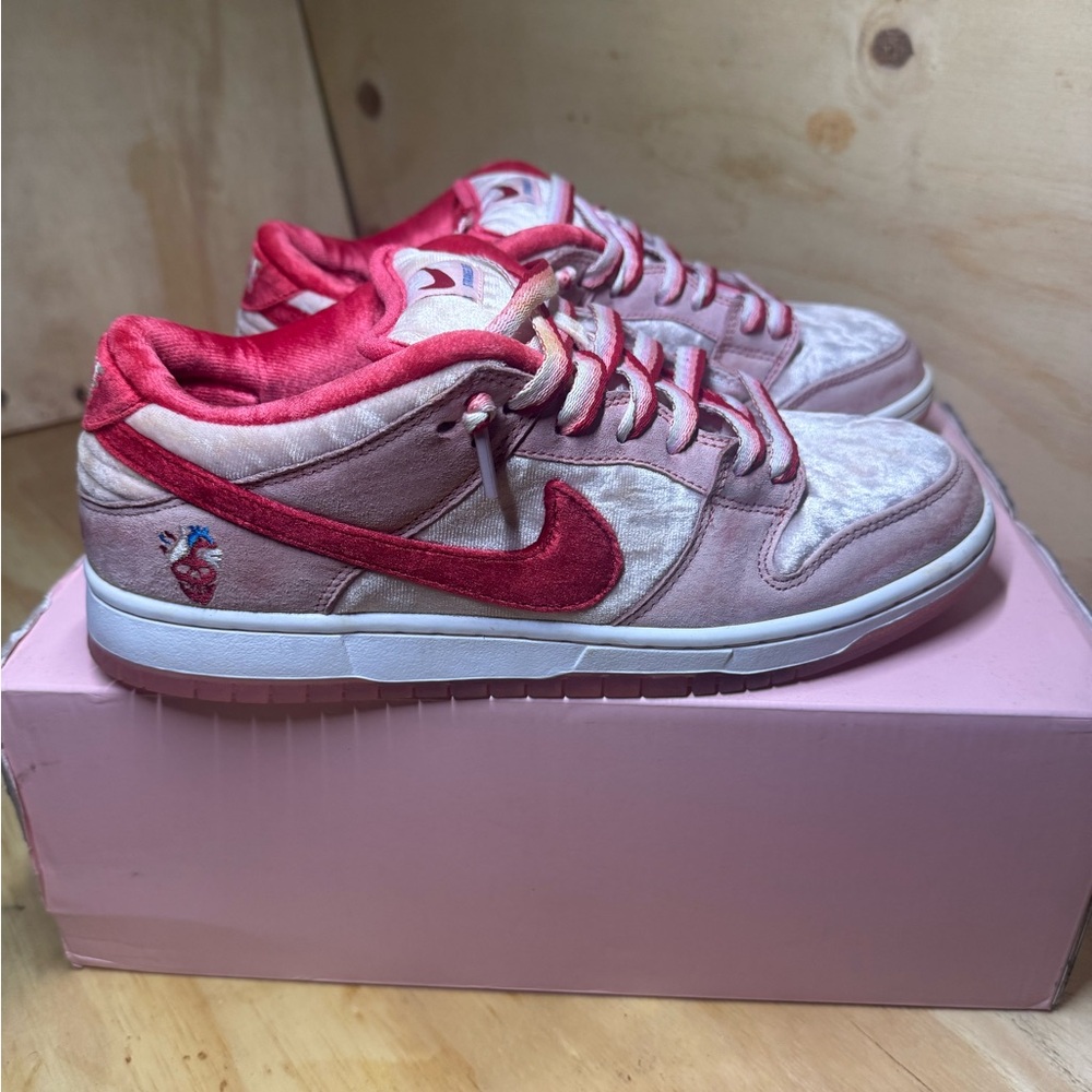 Nike Pink and Red Men's Sneakers
